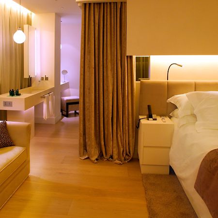 Abac Restaurant Hotel Barcelona Gl Monumento Bagian luar foto